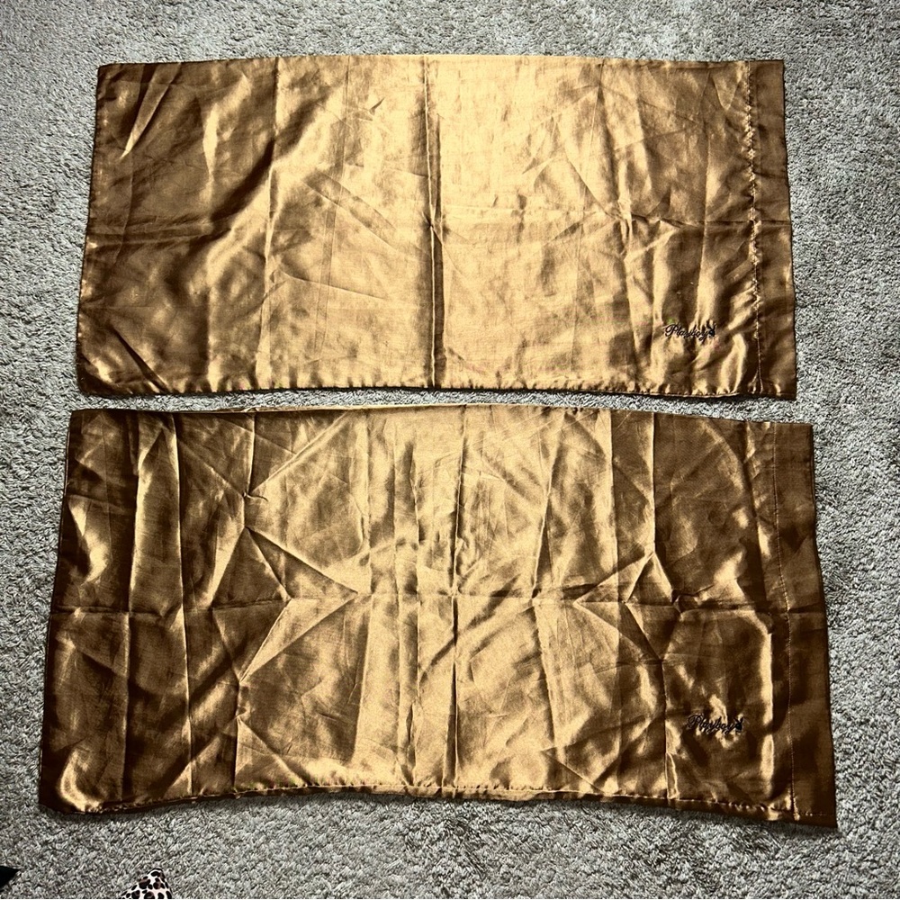 Playboy gold king size pillow cover set